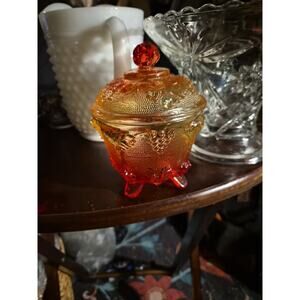 VINTAGE JEANNETTE AMBERINA HARVEST GRAPE FOOTED CANDY DISH MUST SEE